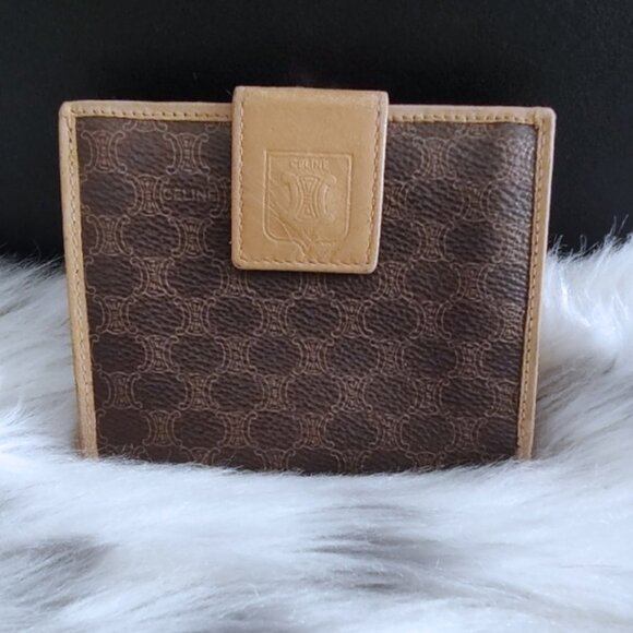 Celine vintage kisslock compact wallet EUC - Picture 1 of 10